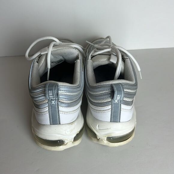 Nike Air Max Sneakers - Women’s 8.5 - Picture 4 of 10